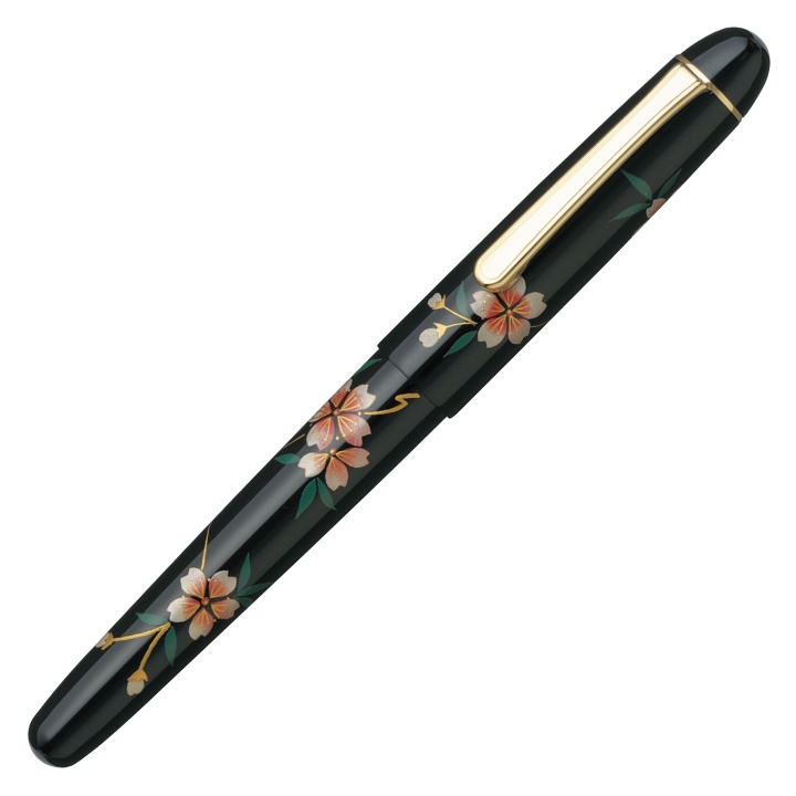 Kaga' Hira Maki-e Vulpen Sakura in de groep Pennen / Fine Writing / Vulpennen bij Voorcrea (109850_r)