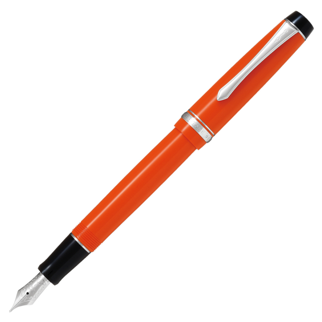 Heritage 91 Vulpen Orange Medium in de groep Pennen / Fine Writing / Vulpennen bij Voorcrea (128165)