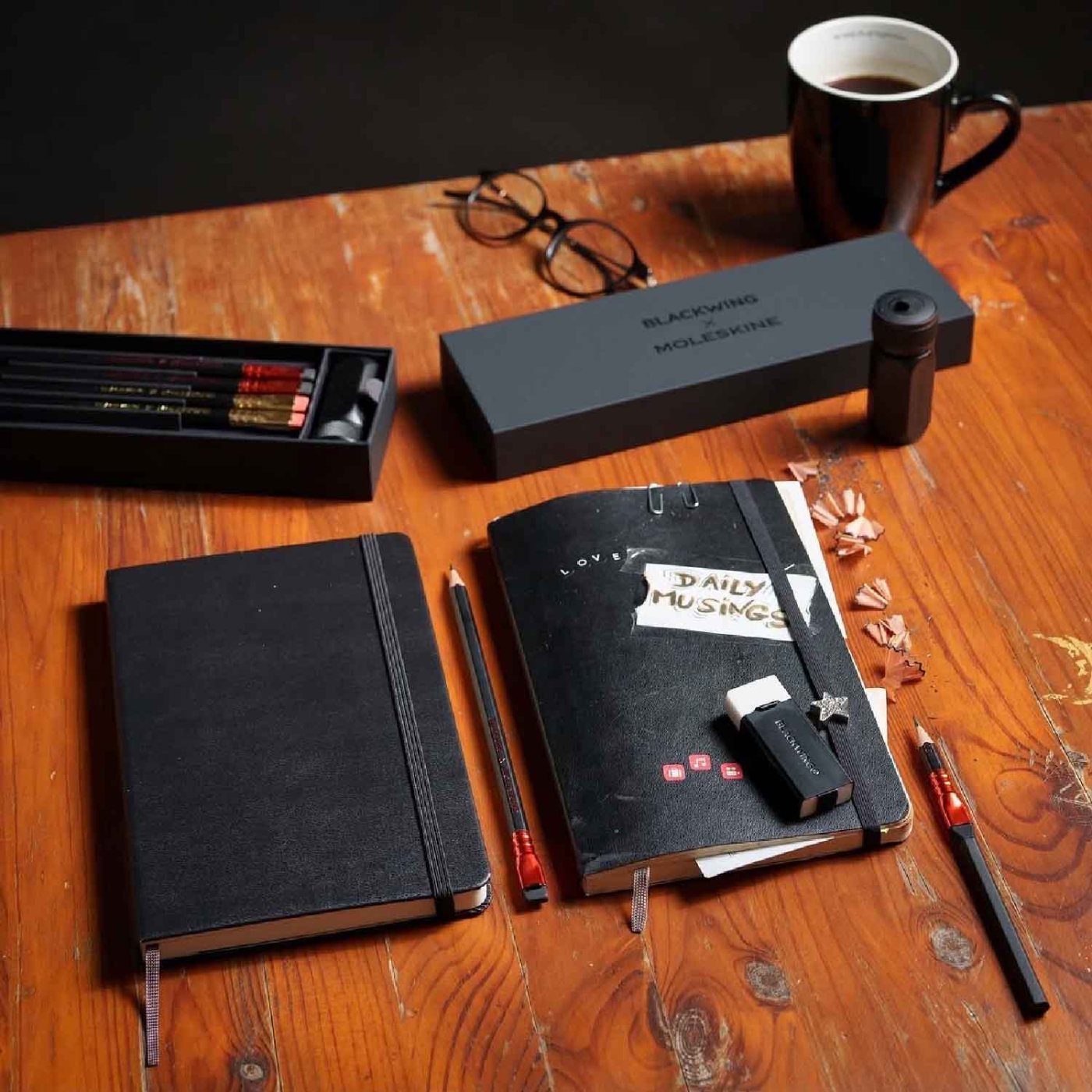 Kalender 12M Weekly Notebook 2027 Hardcover Pocket Black 