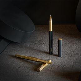 Classic Revolve Rollerball Brass in de groep Pennen / Fine Writing / Rollerball bij Voorcrea (101380)