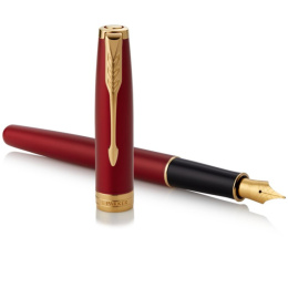 Sonnet Red/Gold Vulpen in de groep Pennen / Fine Writing / Vulpennen bij Voorcrea (104827_r)