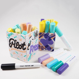 Pintor Extra Fine Tip Black in de groep Pennen / Kunstenaarspotloden en -stiften / Illustratiemarkers bij Voorcrea (109540)