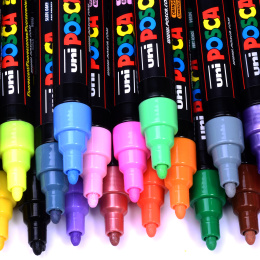 Posca Marker PC-5M Medium in de groep Pennen / Kunstenaarspotloden en -stiften / Illustratiemarkers bij Voorcrea (110081_r)