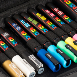 Posca Marker 24-set Rubbercase in de groep Pennen / Kunstenaarspotloden en -stiften / Illustratiemarkers bij Voorcrea (110396)