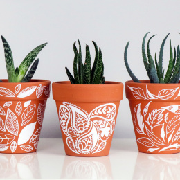 White 8-set-1 in de groep Pennen / Kunstenaarspotloden en -stiften / Acrylmarkers bij Voorcrea (130694)