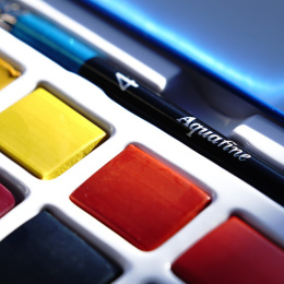 Aquarelverf  Tarvel set Tin 24  ½ -Half pans  in de groep Kunstenaarsmateriaal / Kunstenaarsverf / Aquarelverf / Aquarelverf in napje bij Voorcrea (132938)
