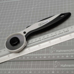 Ergonomische rolsnijder 45 mm in de groep Creëren & Hobby / Hobbytoebehoren / Snijders bij Voorcrea (135559)