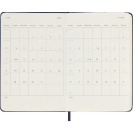 Kalender 12M Daily 2026 Hardcover Pocket Sapphire Blue in de groep Papier & Blokken / Kalenders en agenda's / 12 maanden agenda's bij Voorcrea (136095)