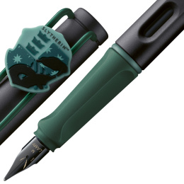 Safari Vulpen Slytherin in de groep Pennen / Fine Writing / Vulpennen bij Voorcrea (136192_r)