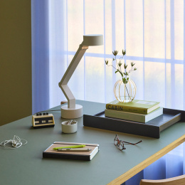 Verve Bureaulamp Lichtgrijs in de groep Creëren & Hobby / Hobbytoebehoren / Verlichting bij Voorcrea (136667)