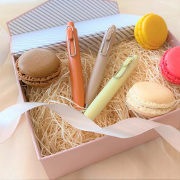 Balpen One P Yogurt in de groep Pennen / Fine Writing / Balpennen bij Voorcrea (137064)