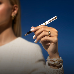 Impression White/Gold Vulpen in de groep Pennen / Fine Writing / Vulpennen bij Voorcrea (137398_r)