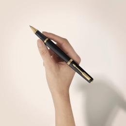 Meridian Matte Black/Chrome Rollerball in de groep Pennen / Fine Writing / Rollerball bij Voorcrea (138297)